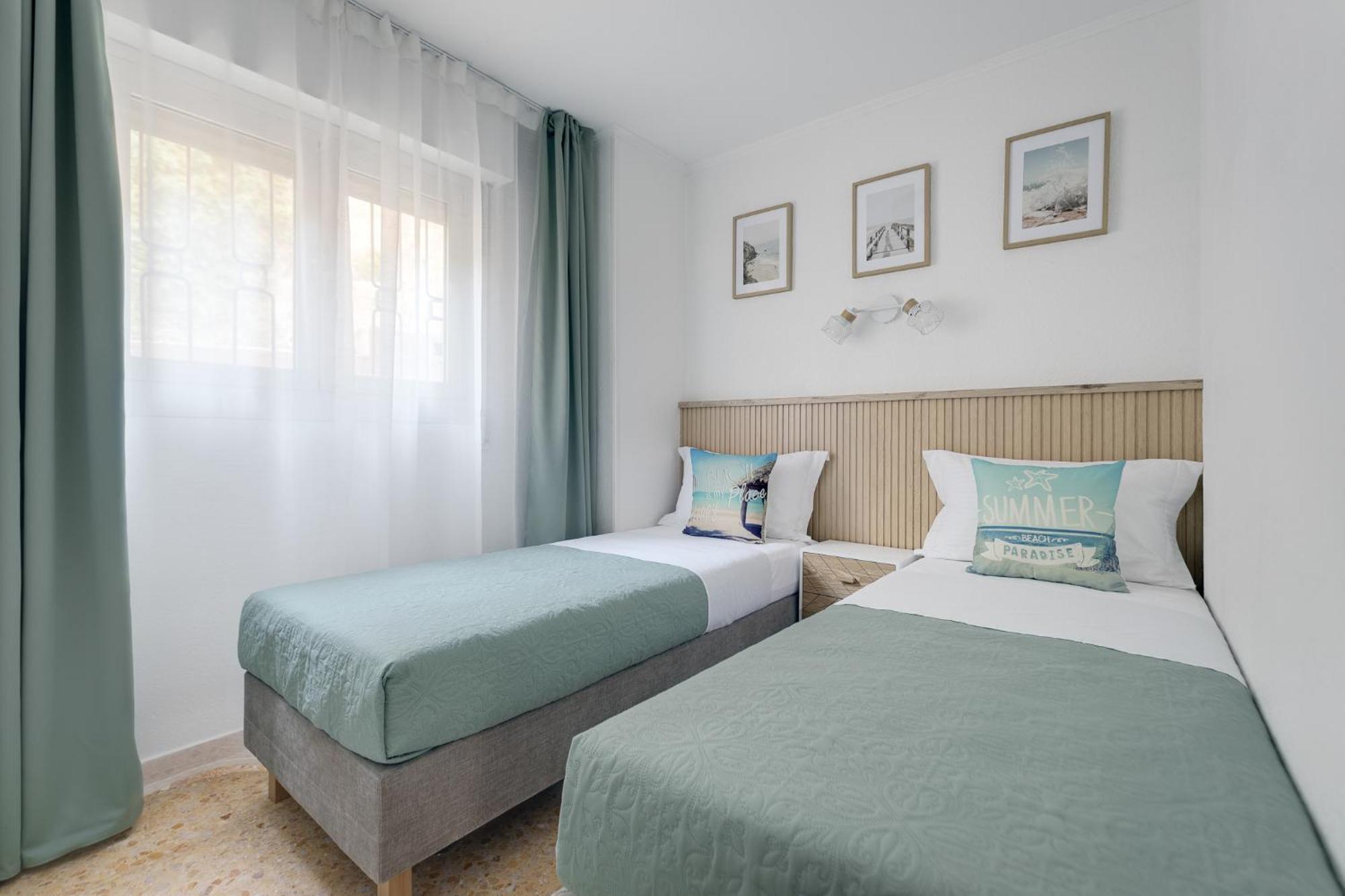 Europa Club Apartment, La Cala De Finestrat, Benidorm, Next To The Beach, Ground Floor, Air Cond Extérieur photo